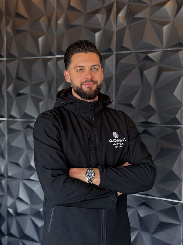 Michael Twikkeler, Physiotherapist
